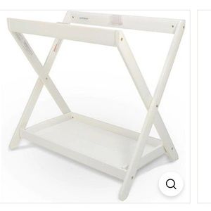 UppaBaby Bassinet Stand White w/ hamper inserts